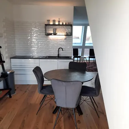 Skysuite Holiday Home Vienna Exterior photo