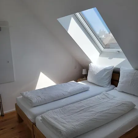 Skysuite Holiday Home Vienna Exterior photo