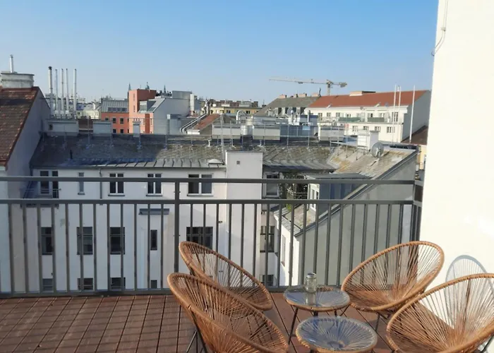 Skysuite Holiday Home